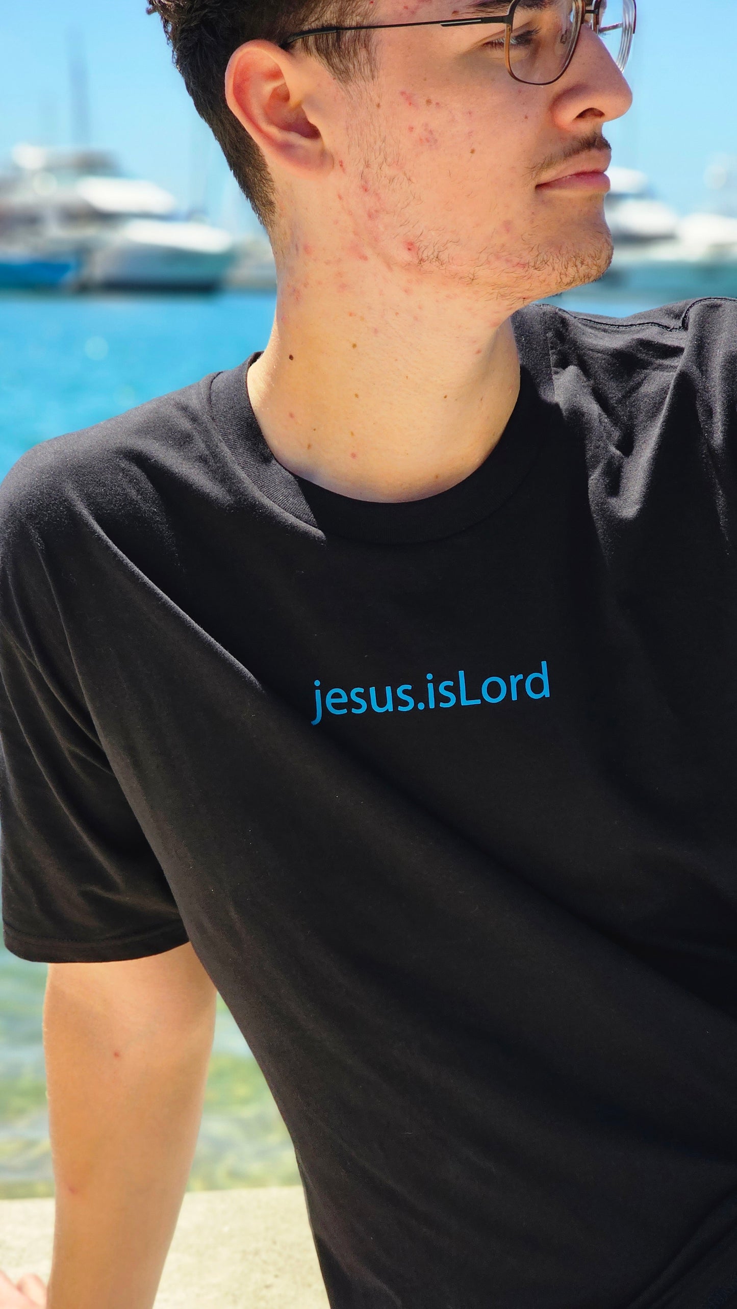 Black - jesus.isLord Classic T-shirt